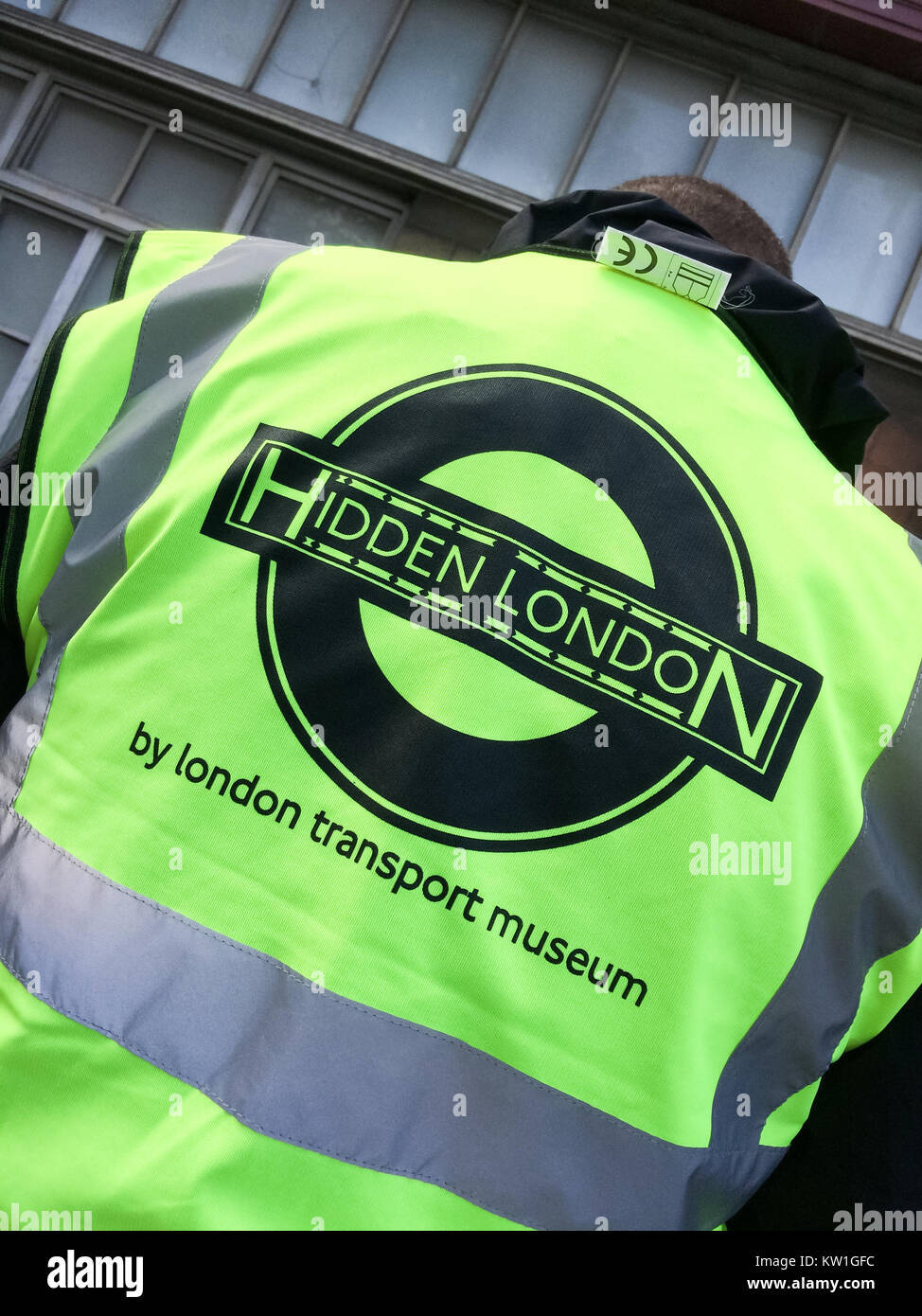 euston-underground-tunnels-hidden-london-tour-stock-photo-alamy