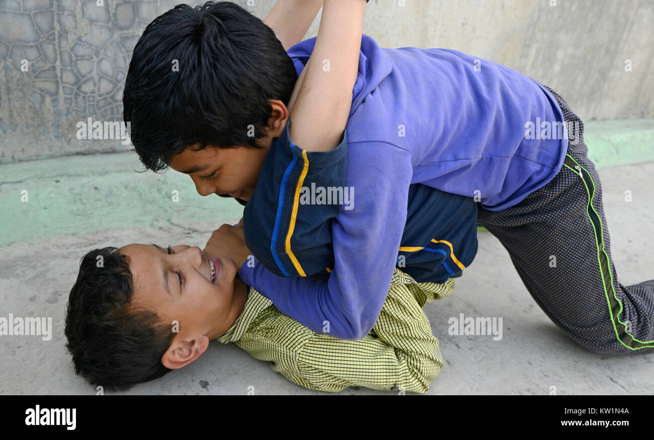 Two angry brothers fighting eachother Stock Photo Alamy