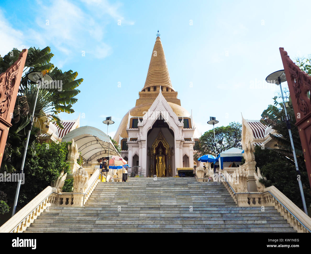 Phra Pathom Chedi Temple Nakhon Pathom Thailand Stock Photo Alamy