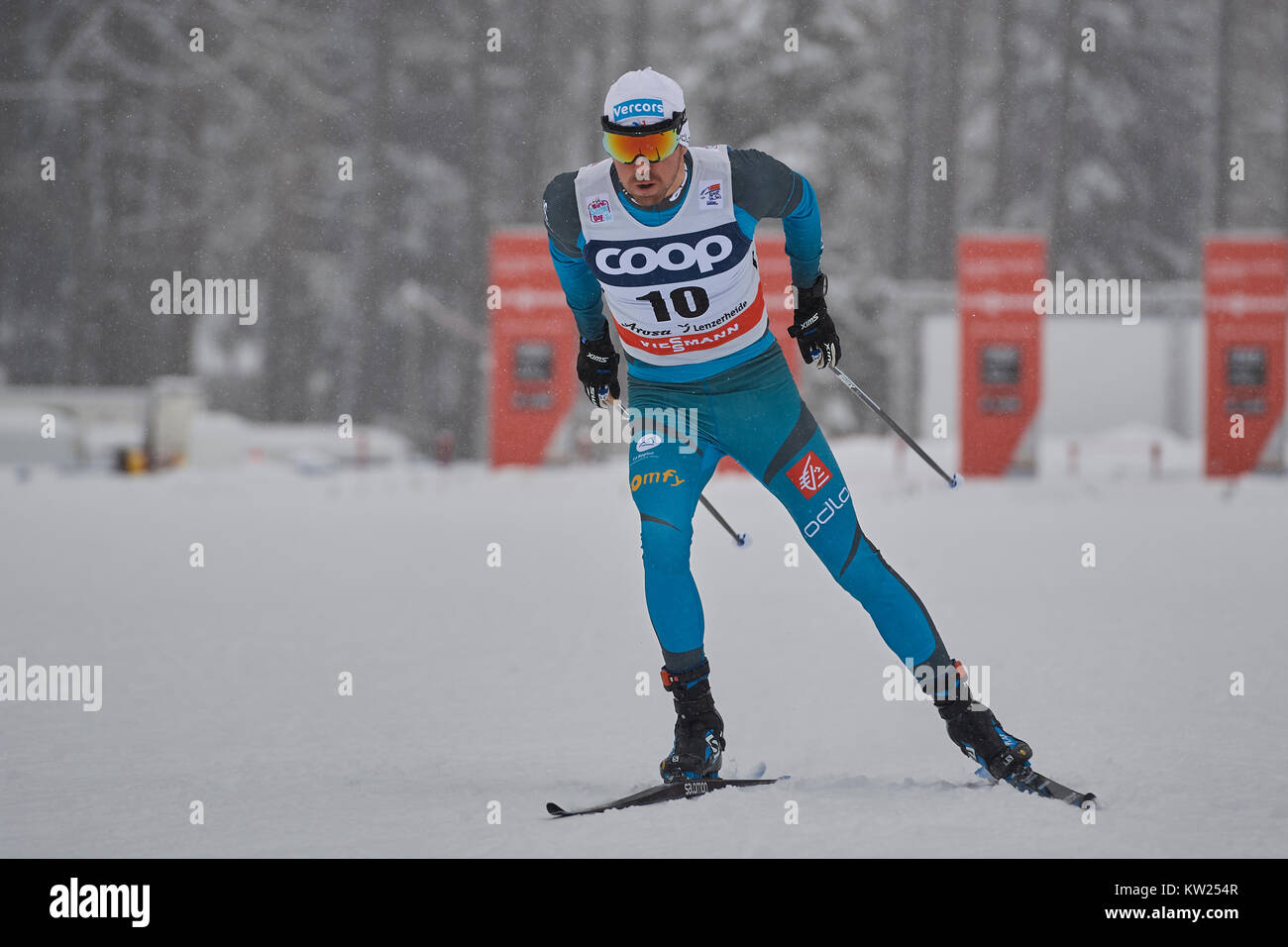 Lenzerheide, Switzerland, 30th December 2017. MANIFICAT Maurice (FRA) during the Mens 1.5 km Sprint Competition at the FIS Cross Country Worldcup Tour de Ski 2017 in Lenzerheide. © Rolf Simeon/Proclaim/Alamy Live News Stock Photo