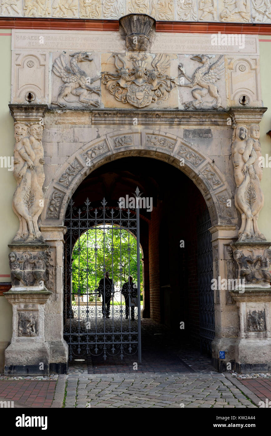 Wismar, main entrance of the Renaissance construction prince's court now district court, Portal des Renaissancebau Fürstenhof jetzt Amtsgericht Stock Photo