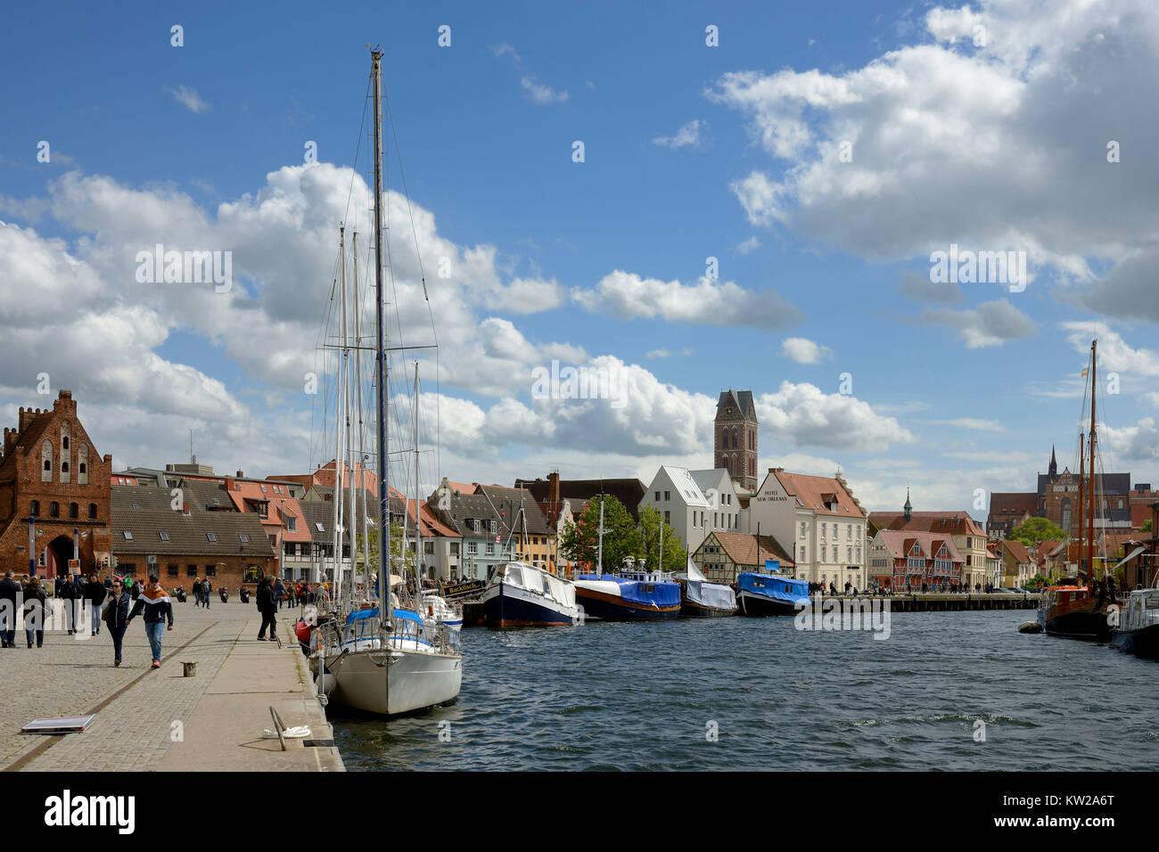 Wismar, town view of the old harbour with water gate and steeple Saint Marien , Stadtansicht vom Alten Hafen mit Wassertor und Kirchturm St Marien Stock Photo