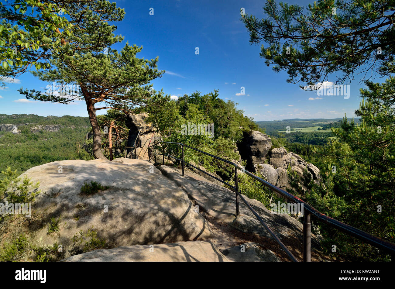 Elbsandsteingebirge, promising burr way in the Schrammsteinmassiv, aussichtsvoller Gratweg im Schrammsteinmassiv Stock Photo
