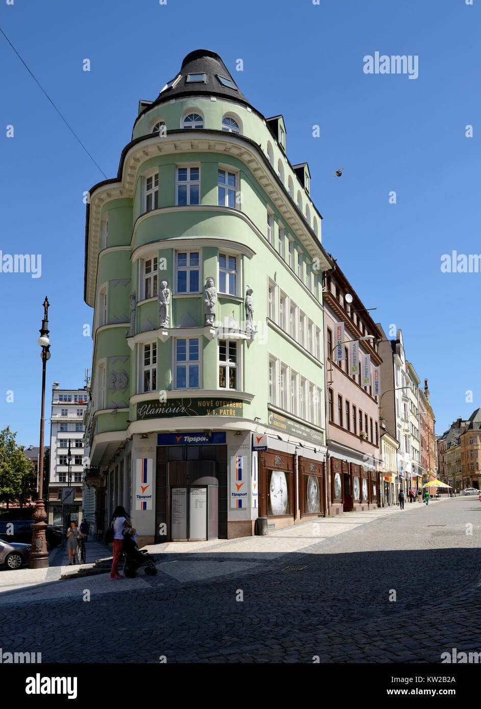 Liberec, Jugendstil house in the street, 5 kvetna , Jugendstilhaus an der Strasse Stock Photo
