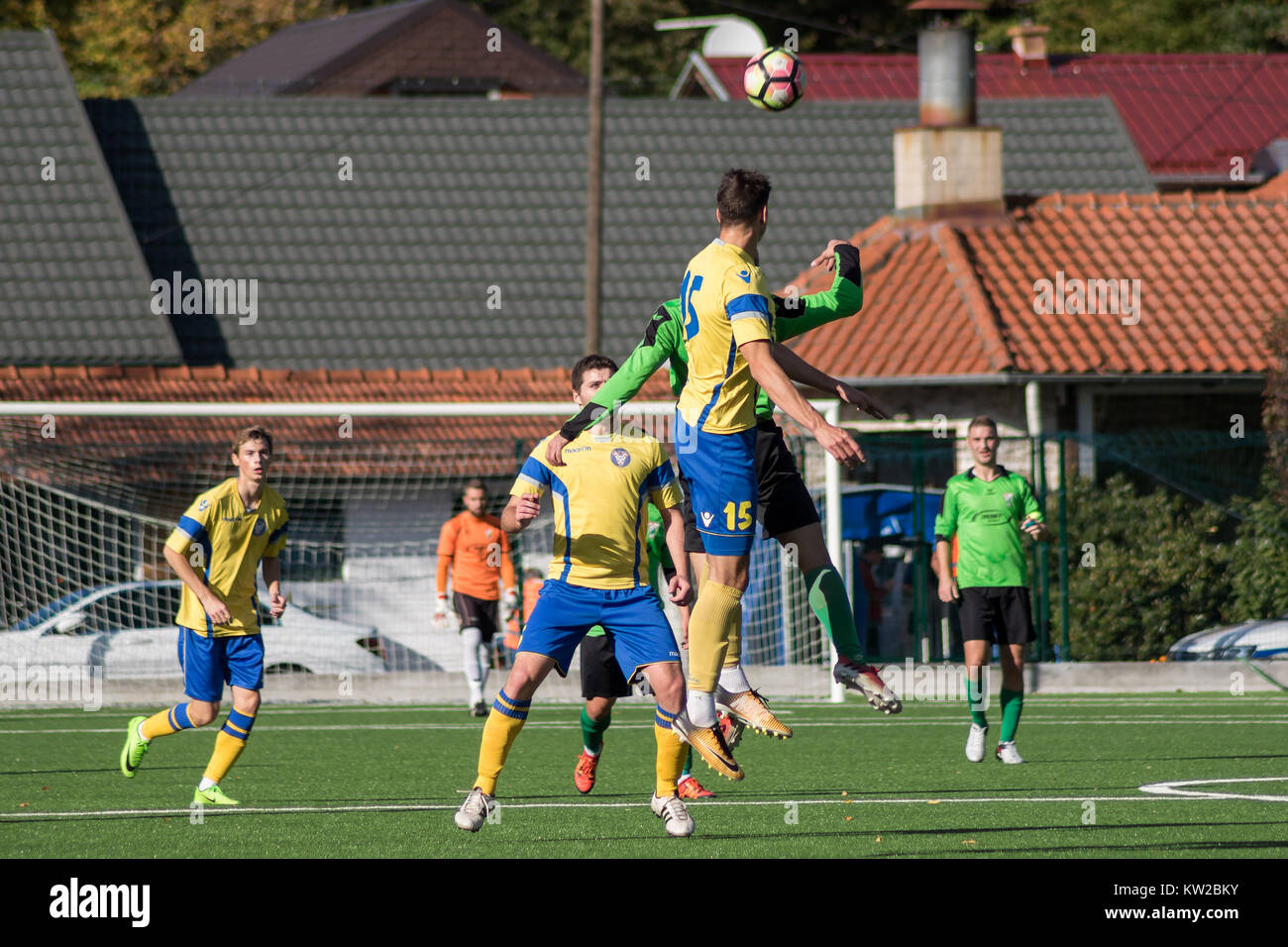 Head kick hires stock photography and images Alamy