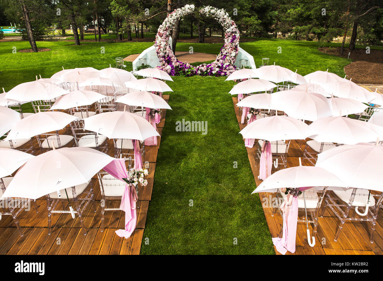 outdoor wedding umbrellas