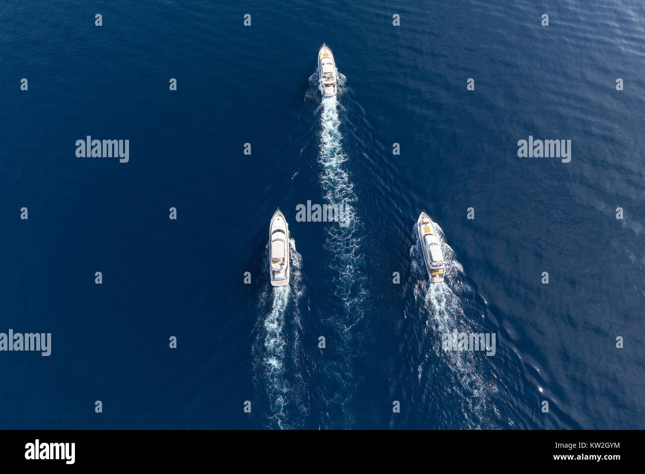 Aerial view of luxury yacht Stock Photo - Alamy