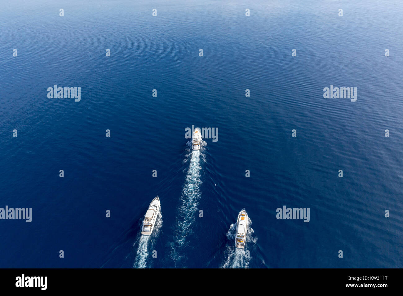 Aerial view of luxury yacht Stock Photo - Alamy