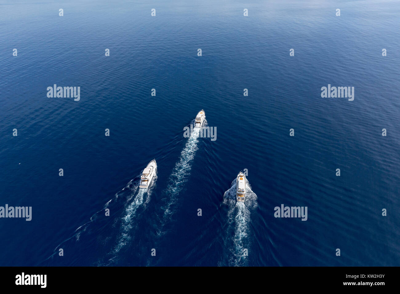 Aerial view of luxury yacht Stock Photo - Alamy