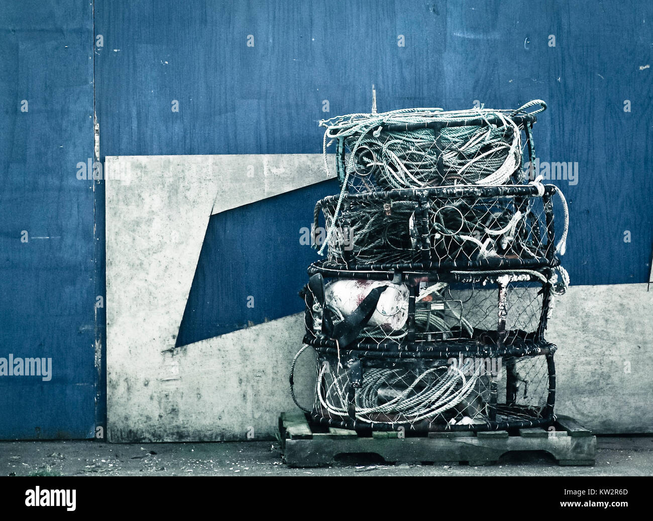 The storage of blue equipment ropes (24031260120) refers to a method of ...