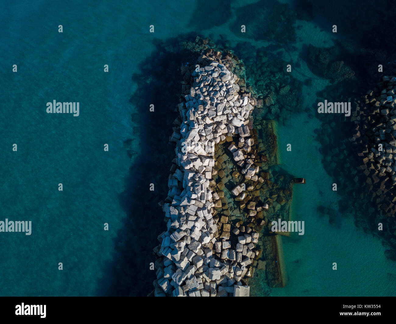 Aerial view of rocks on the sea. Overview of the seabed seen from above, transparent water Stock ...