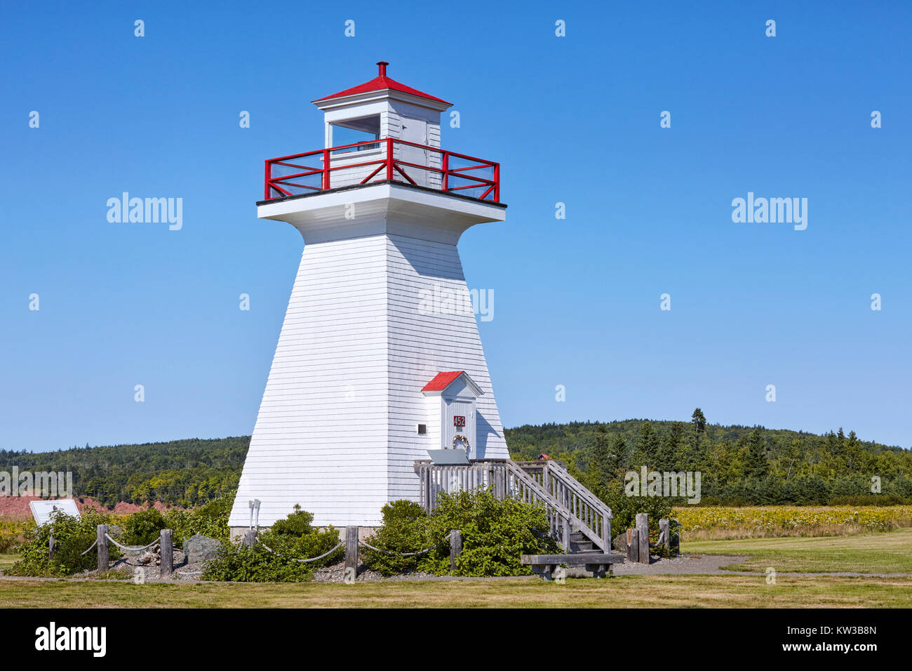 Five Islands Lighthouse, Five Islands Provincial Park, Nova Scotia, Canada Stock Photo