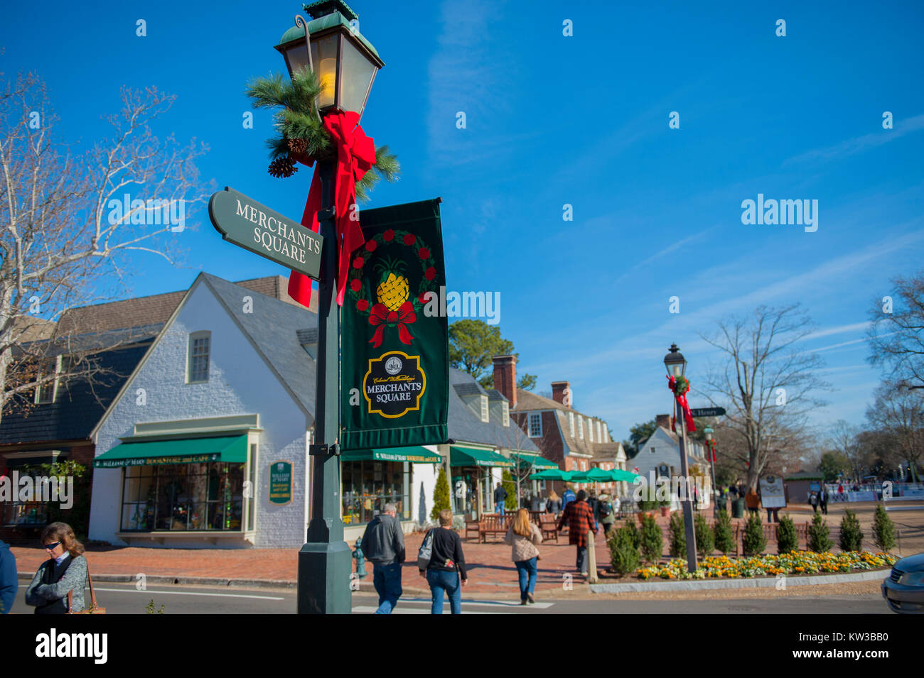 USA Virgina VA Willaimsburg Colonial Christmas holiday decorations adorn Duke of Gloucester Street and Merchants Square Winter Stock Photo