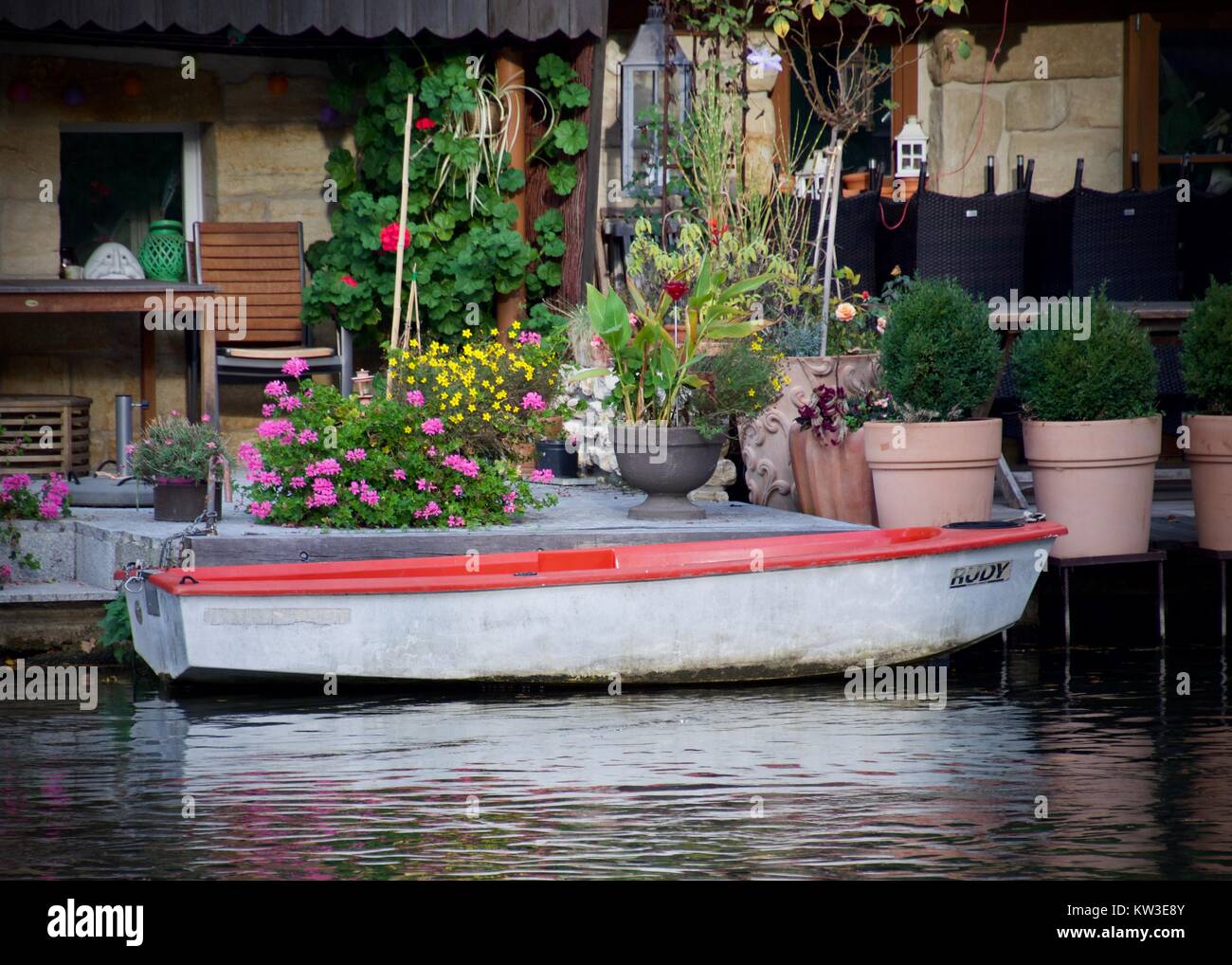Peaceful scene on the canal hi-res stock photography and images - Alamy