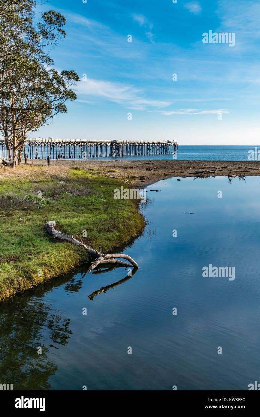 The pier at the William Randolph Hearst Memorial State Beach located near the historic town of San Simeon along California State Route 1, in San Luis  Stock Photo