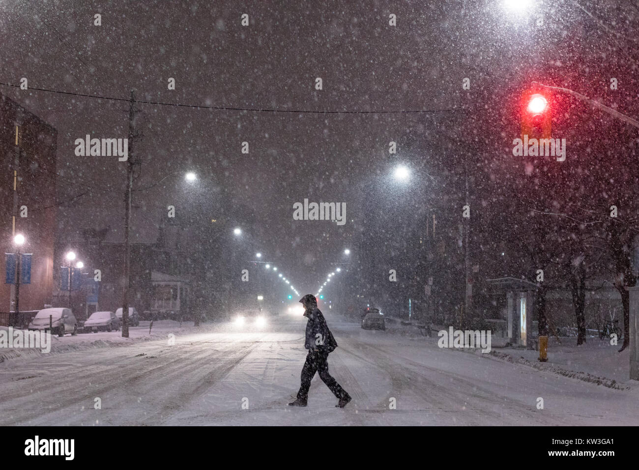 Toronto snow storm hires stock photography and images Alamy Snow Storm Christmas Eve