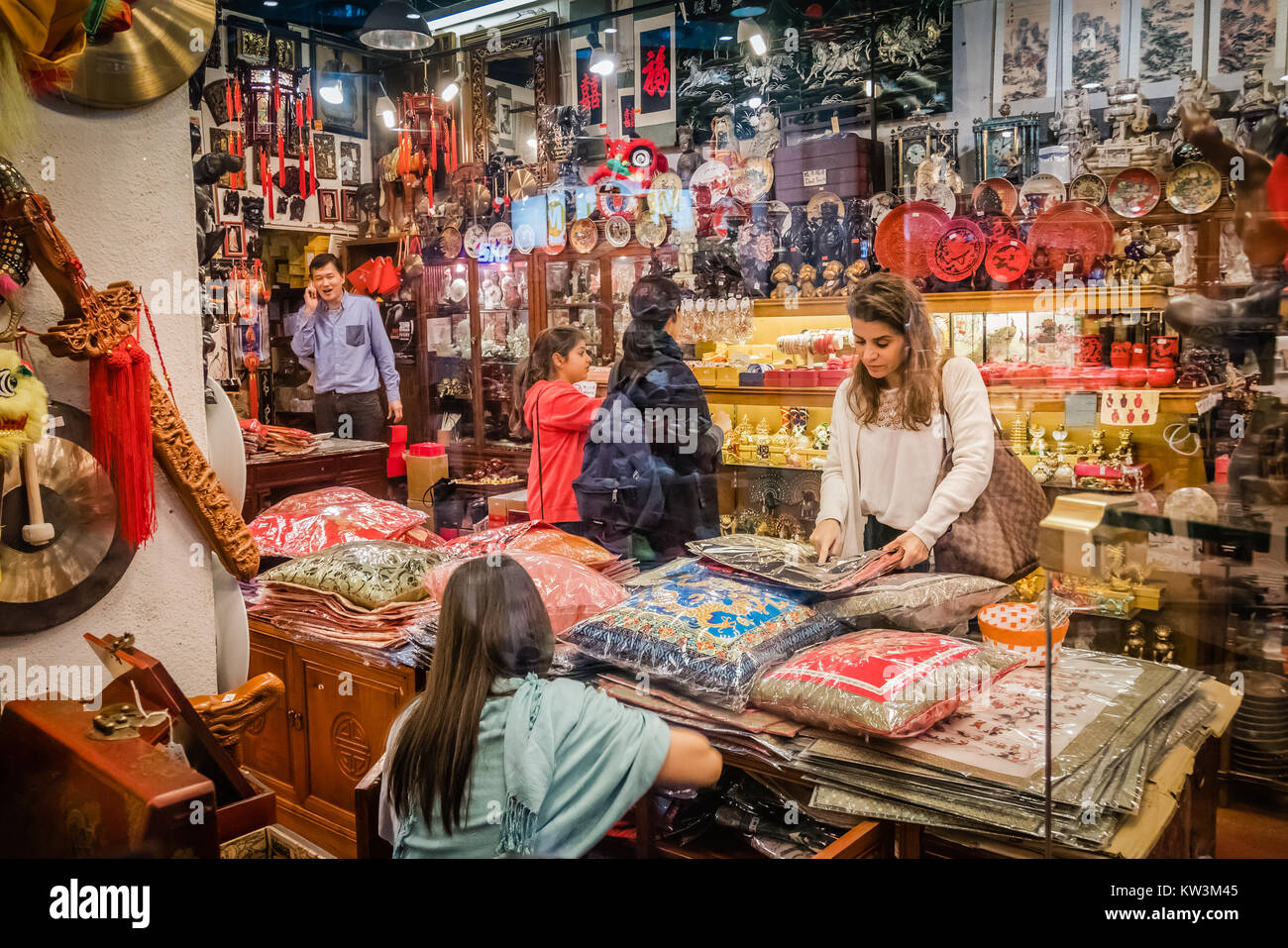 Chinese gift shop hires stock photography and images Alamy