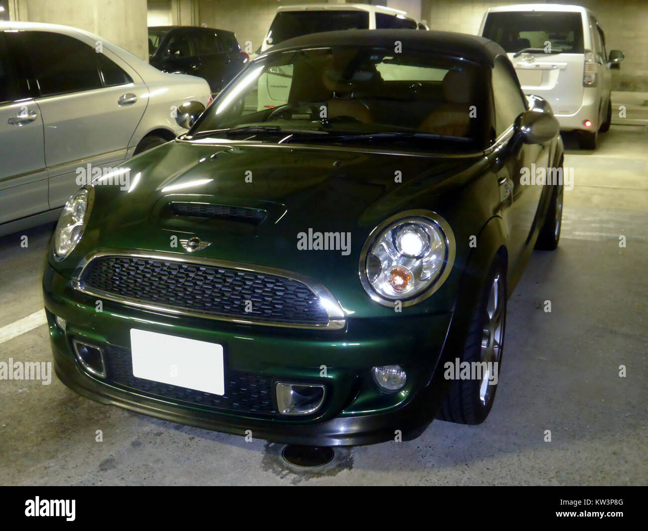 BMW MINI COOPER S ROADSTER (R59) front Stock Photo