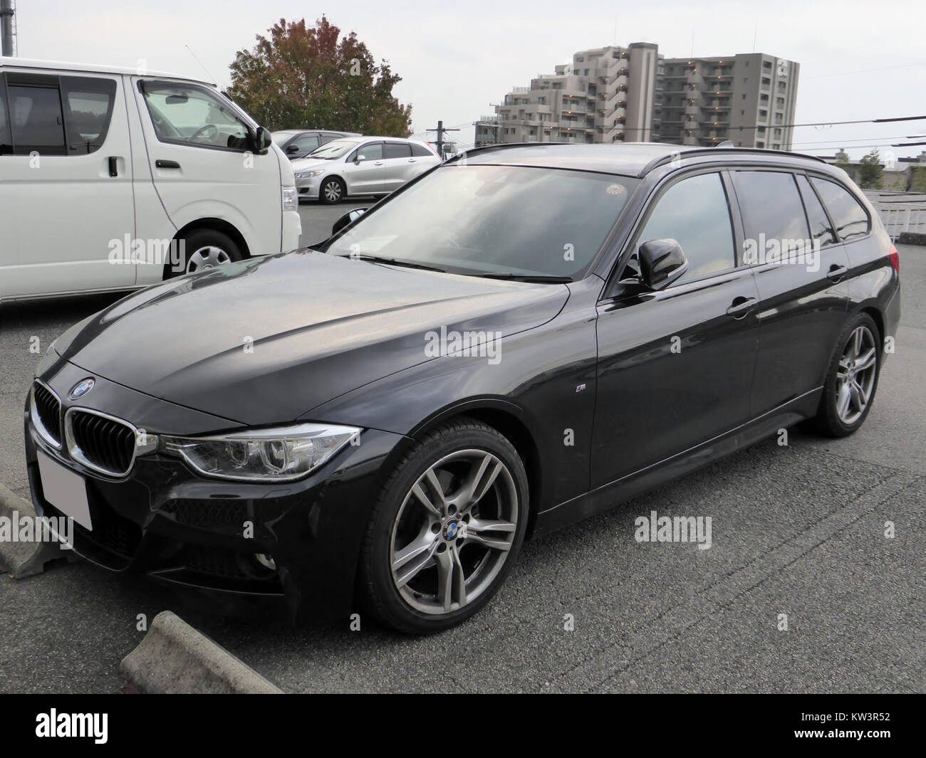 The BMW 320d Touring M Sport (F31) is a luxury sports wagon The BMW 320d Touring M Sport (F31) is a luxury sports wagon