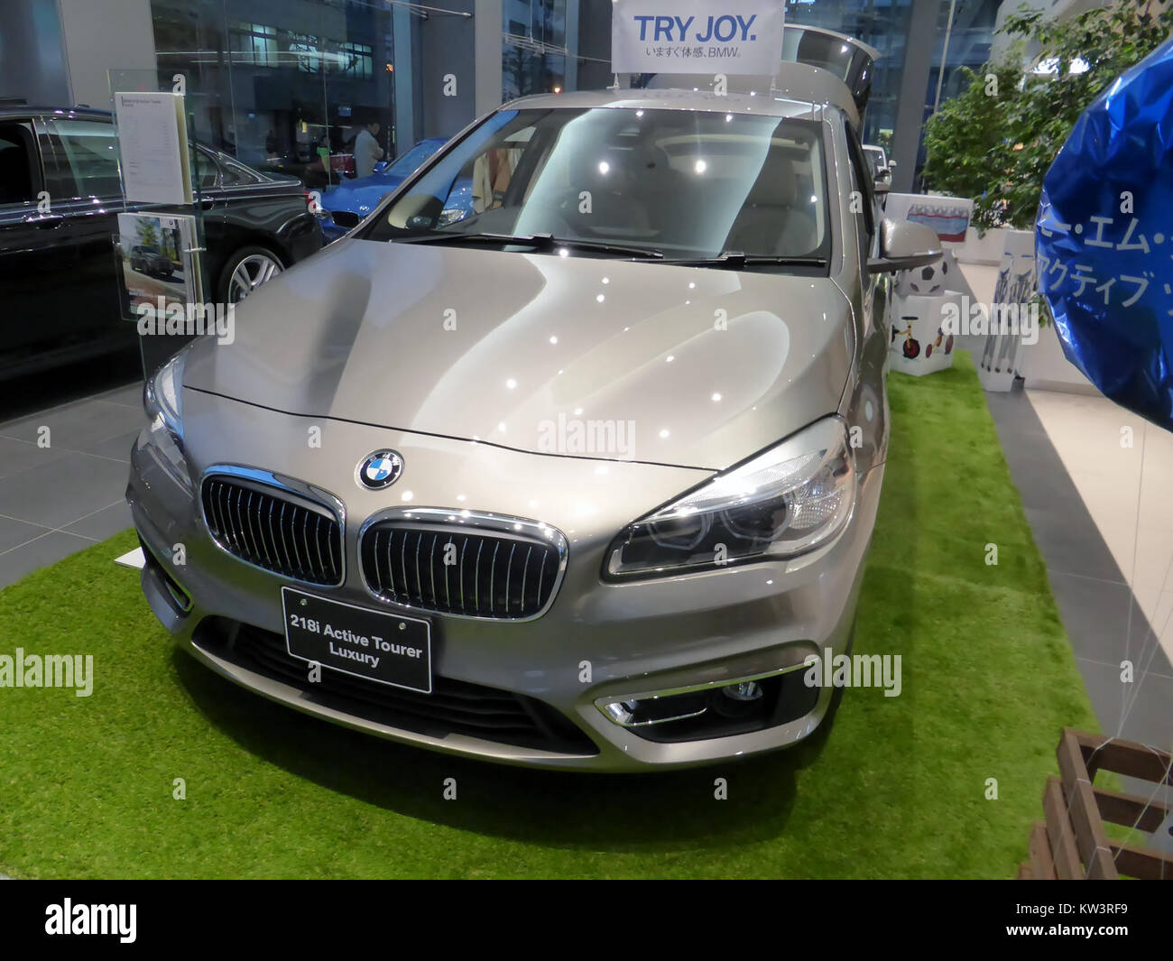 The BMW 218i Active Tourer Luxury (F45) is a luxury compact car ...