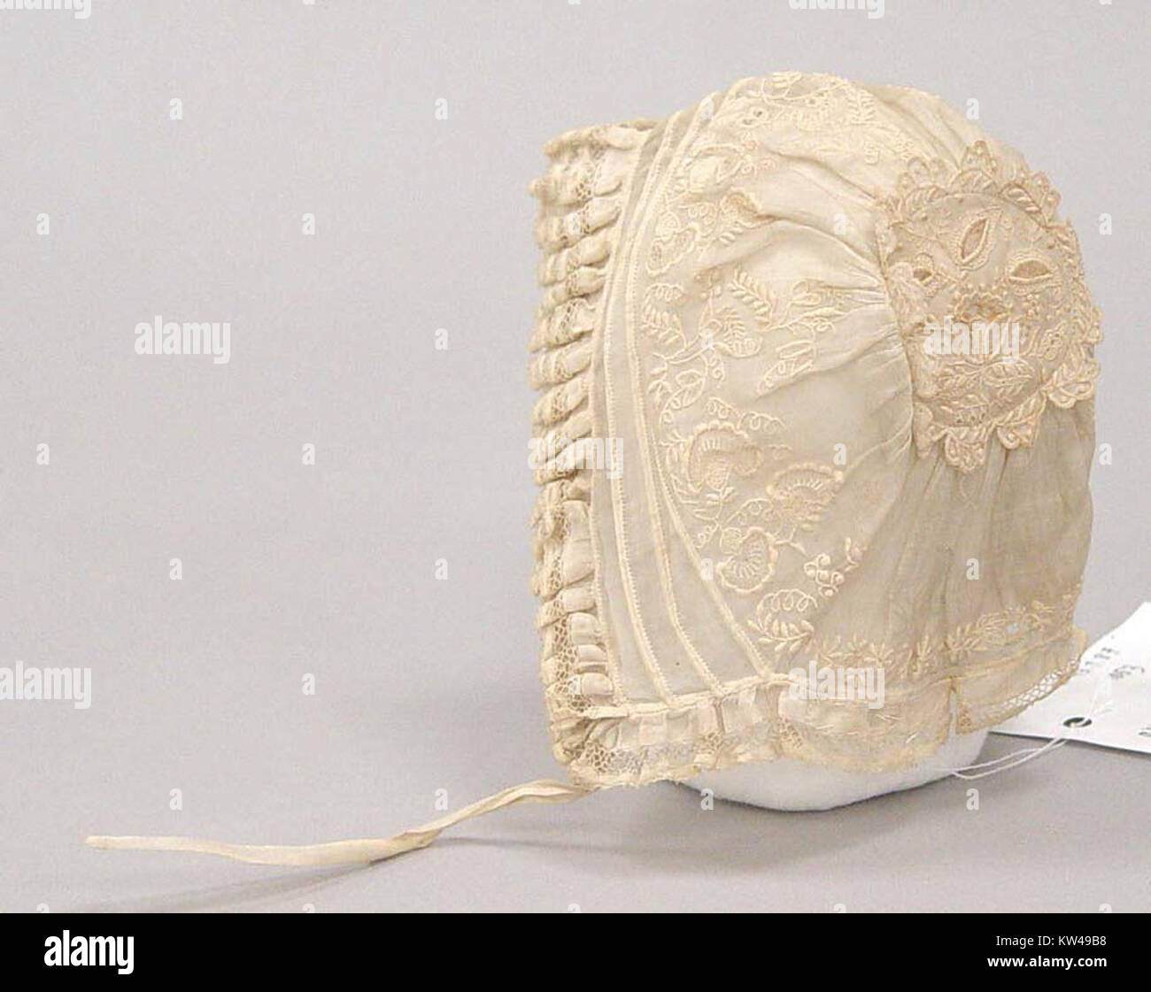This image shows a bonnet, cataloged as MET CI43.7.87, housed in The ...