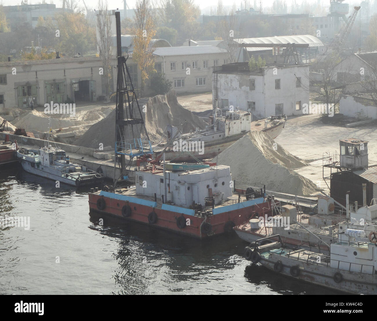 BM 76 PLK 3 VRB 23 Quay OAO 4 EZPGR Koshevaya River Kherson 13 November 2012 Stock Photo