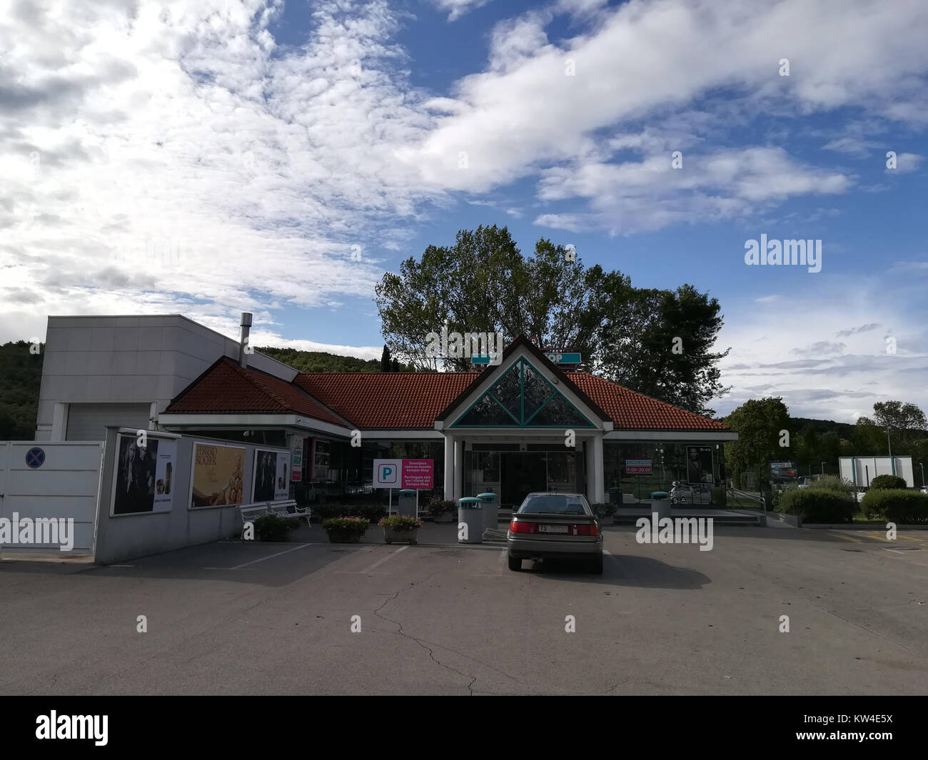 Italy slovenia border map hi-res stock photography and images - Alamy