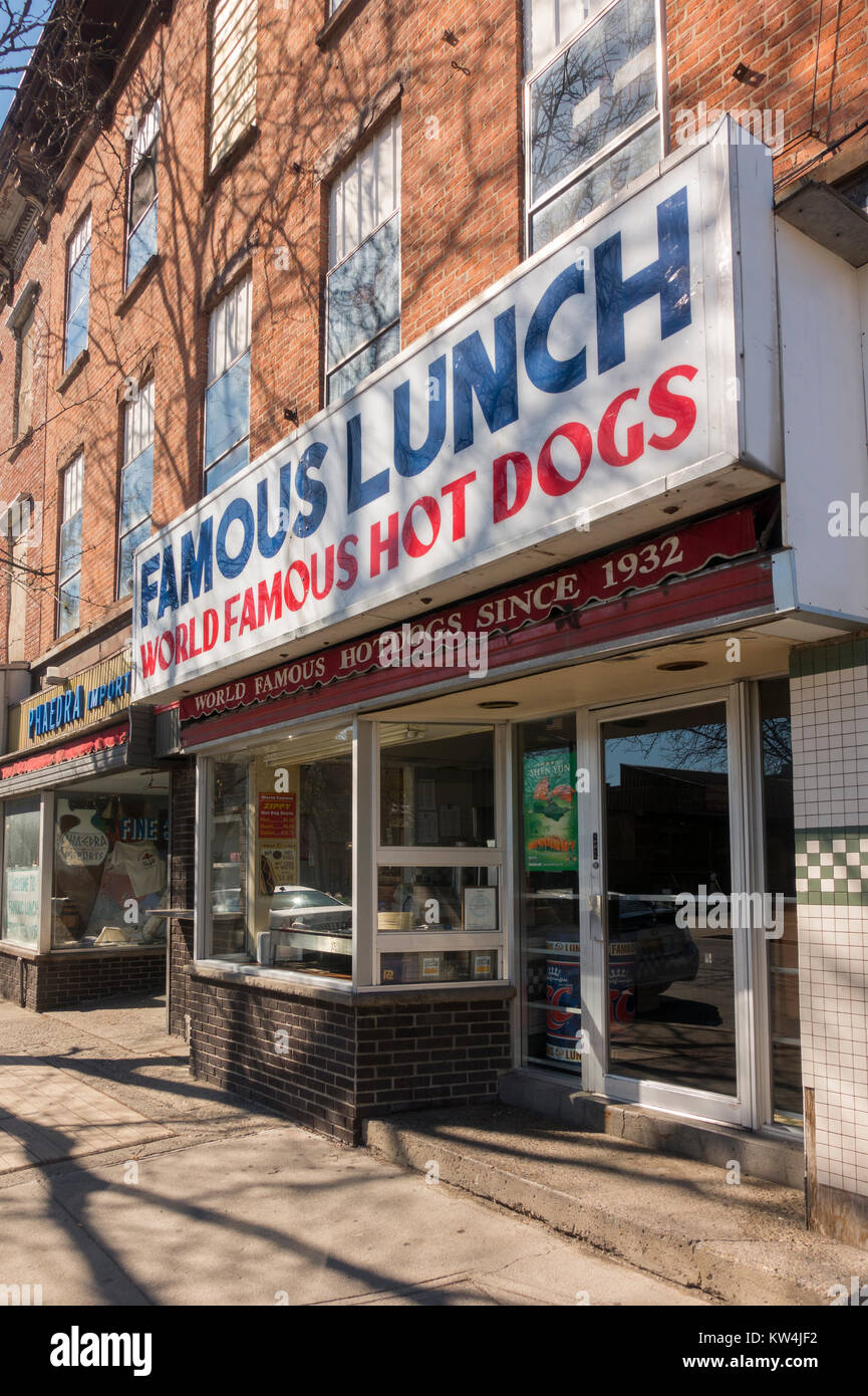 Famous lunch troy ny