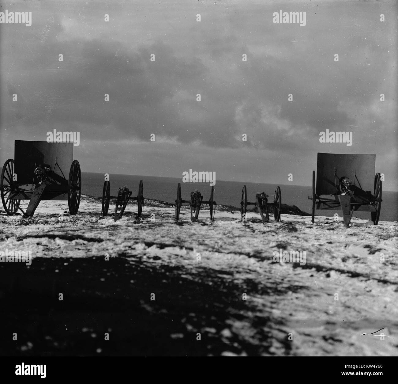 Vintage artillery Black and White Stock Photos & Images - Alamy