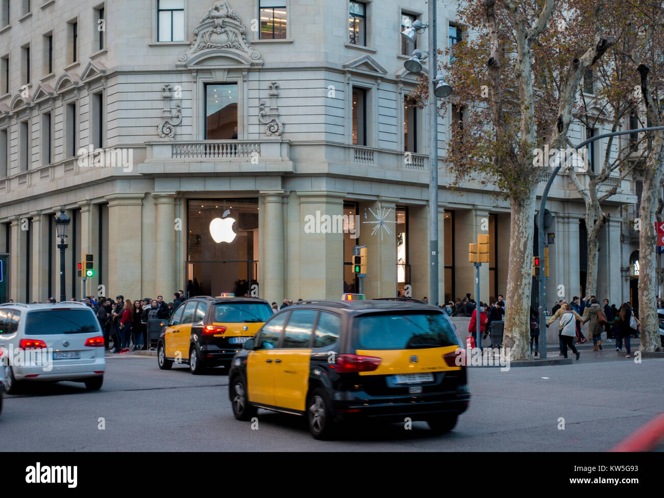 Barcelona, Spain, December 2017. Apple store located in Plaza Catalunya or Catalonia square. This is considered the city centre of Barcelona. Stock Photo
