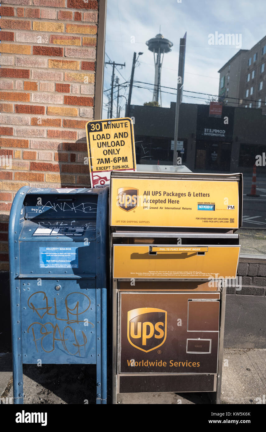 Mail box and a UPS box, drop off pint, South Lake Union, Seattle,  Washington, USA Stock Photo - Alamy