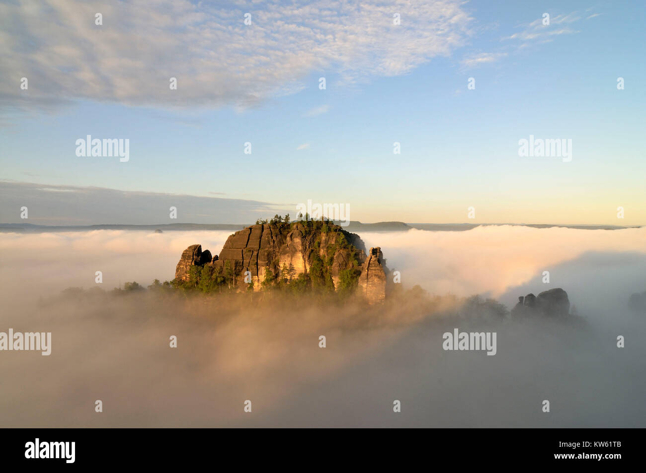 Elbsandsteingebirge, summit, peak, rock, rock, rocky, rocky, rushing stone, rock scenery, sandstone, sandstone rock, Elbsandstein, nature, nature, nat Stock Photo