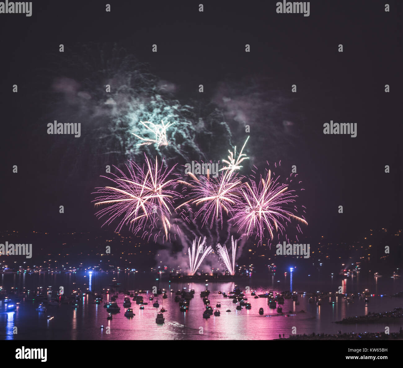 celebration-of-light-vancouver-fireworks-stock-photo-alamy