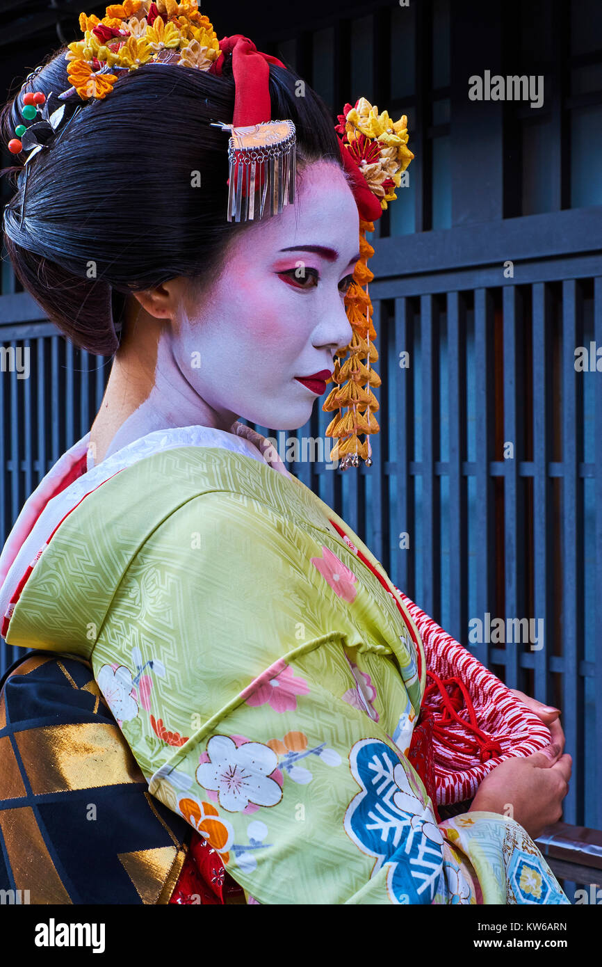 Kyoto Geisha In Performance