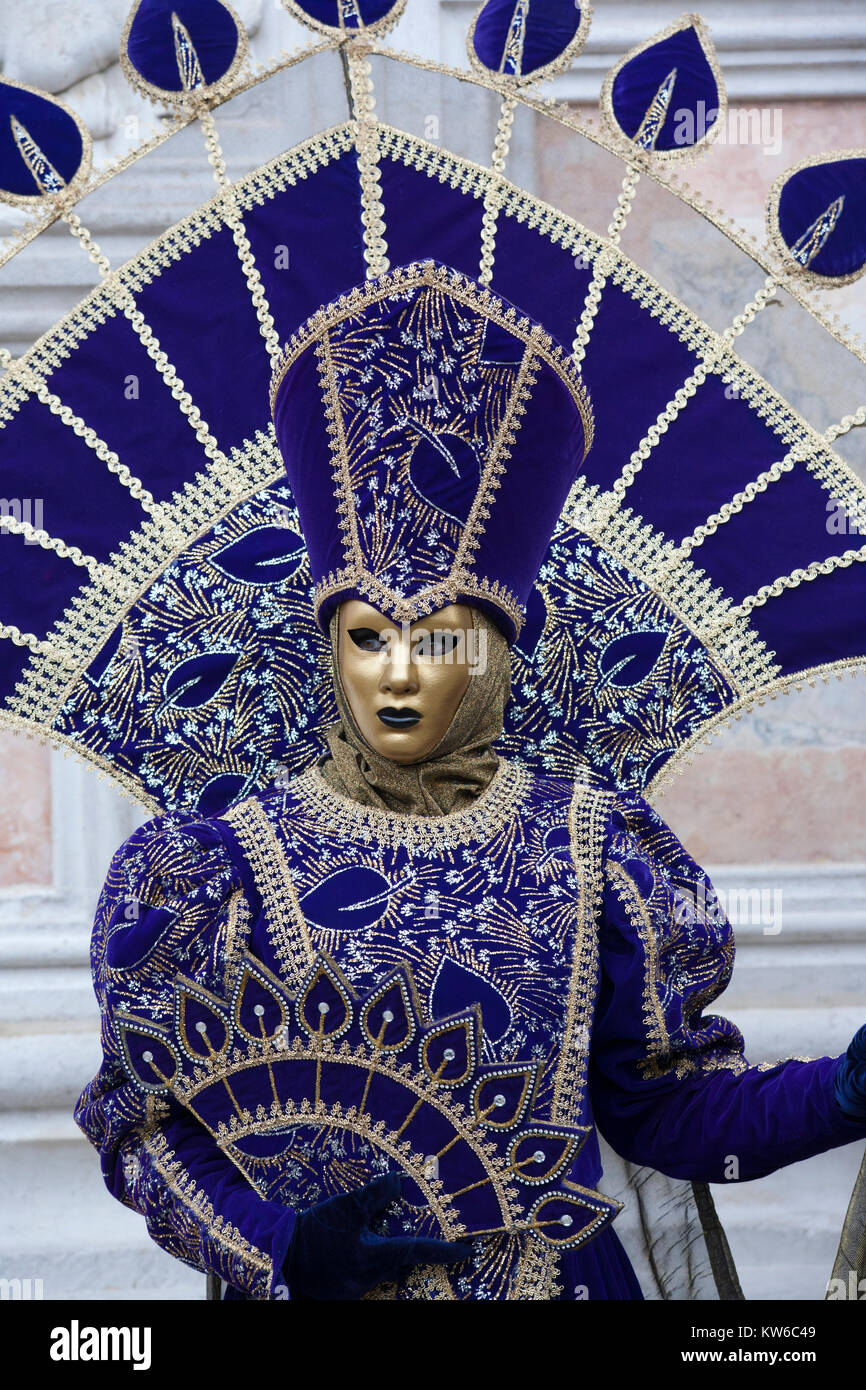 Venetian carnival costumes hi-res stock photography and images - Alamy