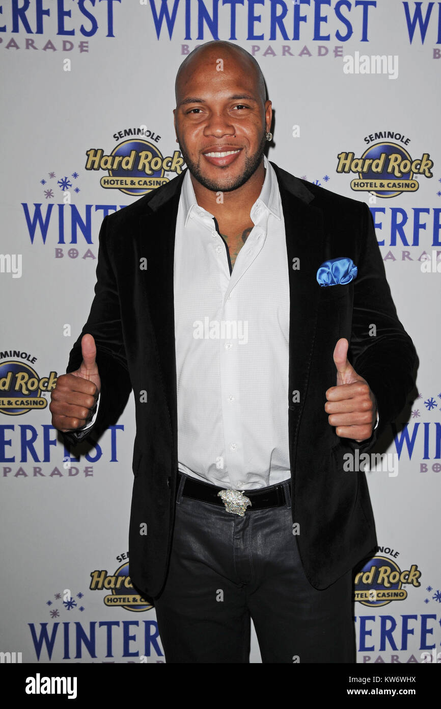 HOLLYWOOD FL - DECEMBER 12: Flo Rida attends the Seminole Hard Rock ...