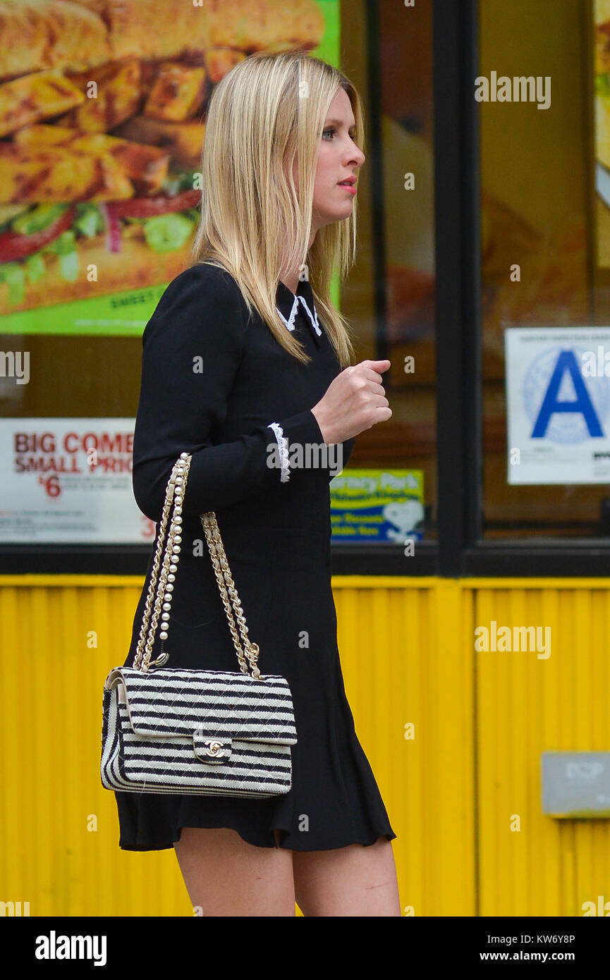 Nicky hilton bag hi res stock photography and images Page 3 Alamy