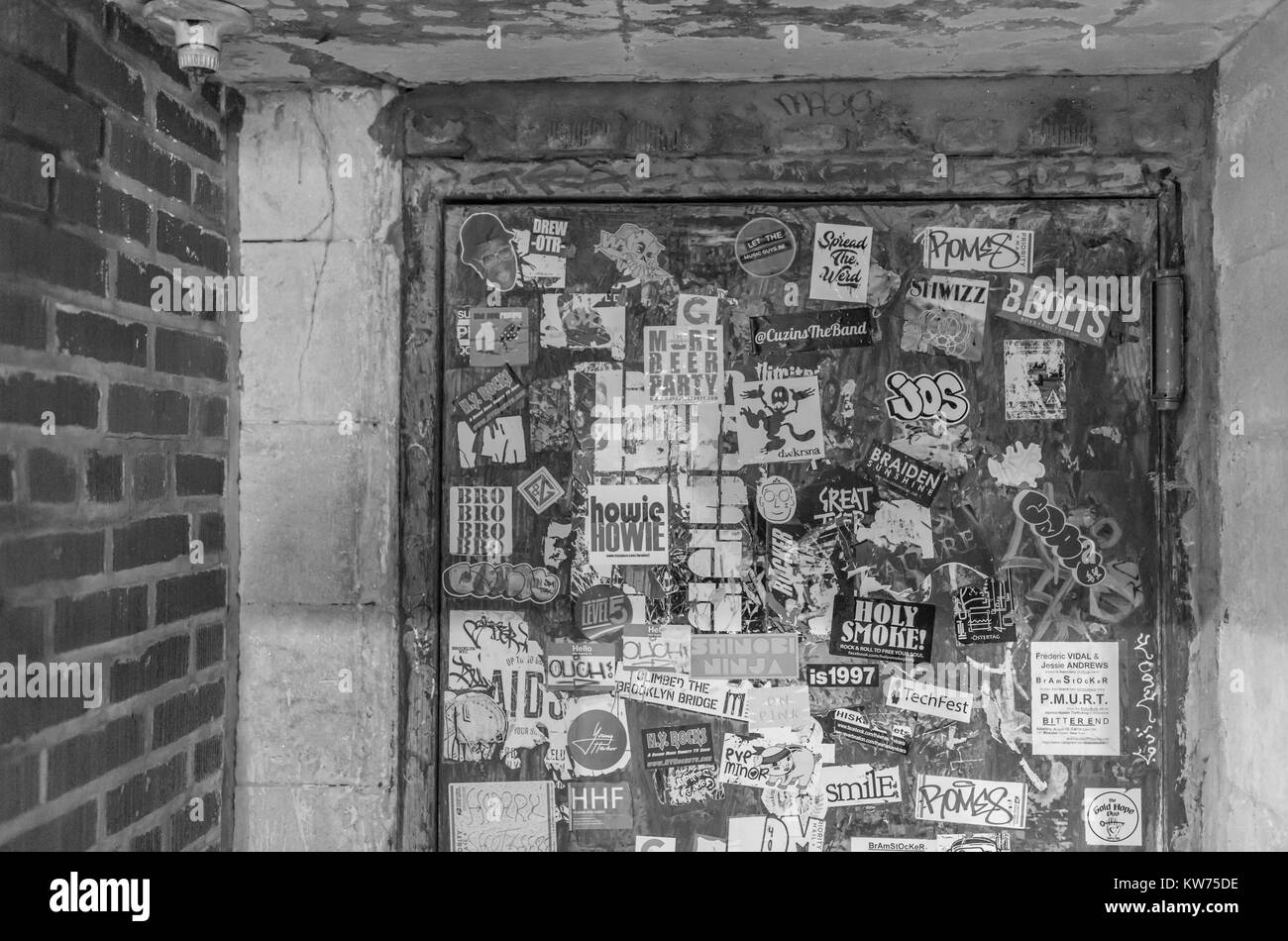 detal of a door leading to a basement in nyc Stock Photo