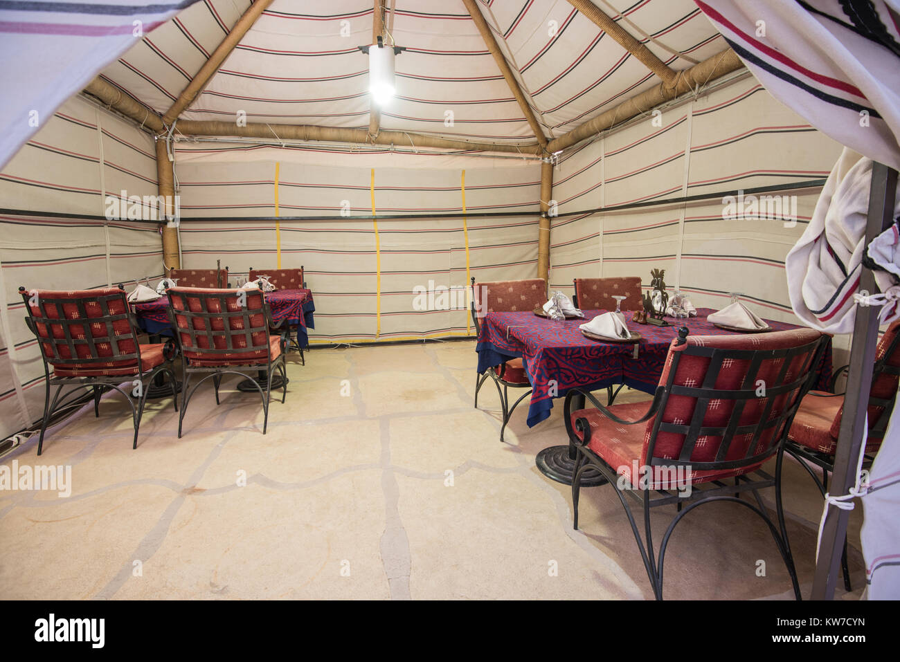 Inside Bedouin Tent Stock Photos & Inside Bedouin Tent Stock Images Alamy