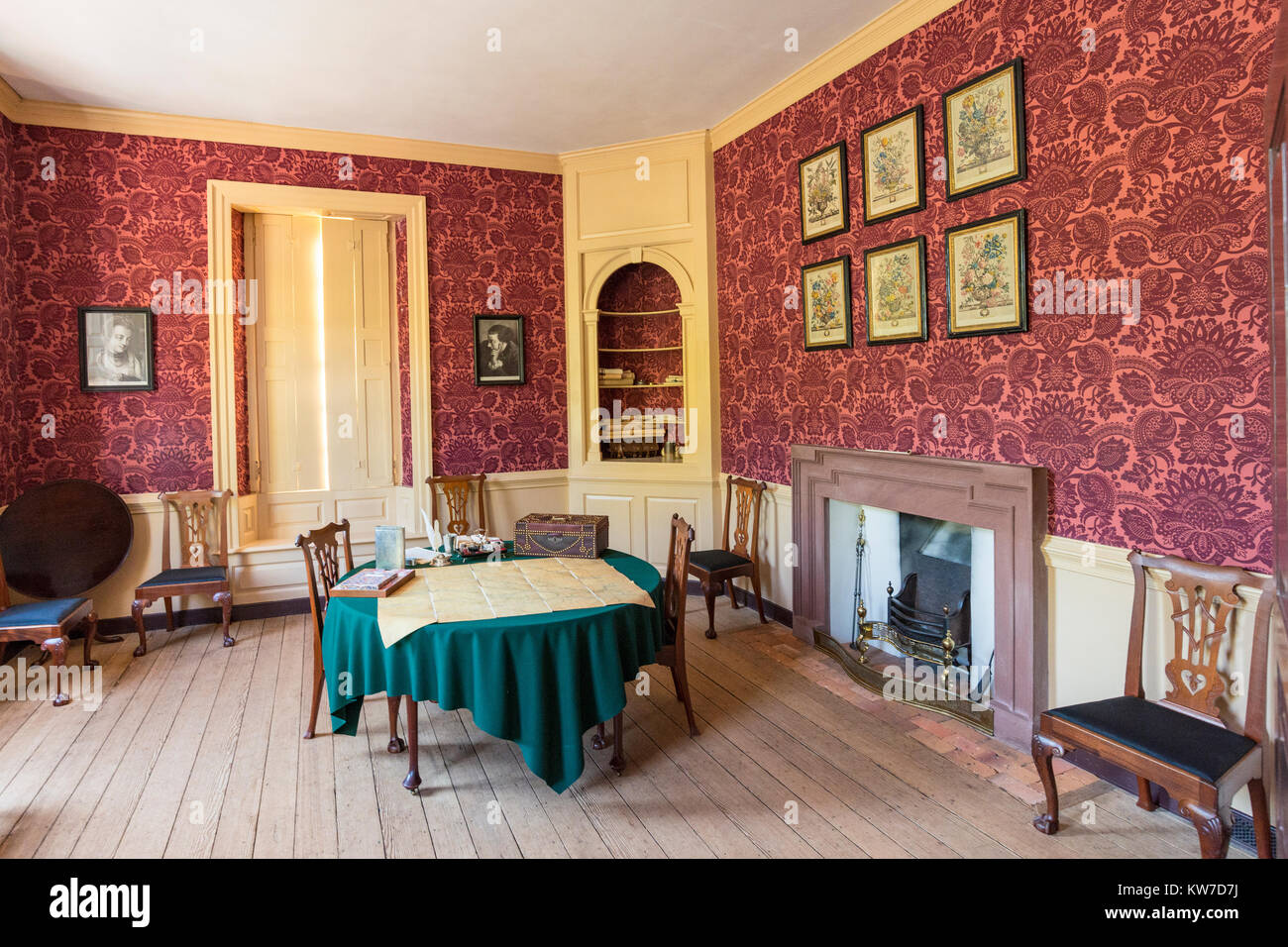 Colonial Williamsburg Wythe house parlor Stock Photo Alamy