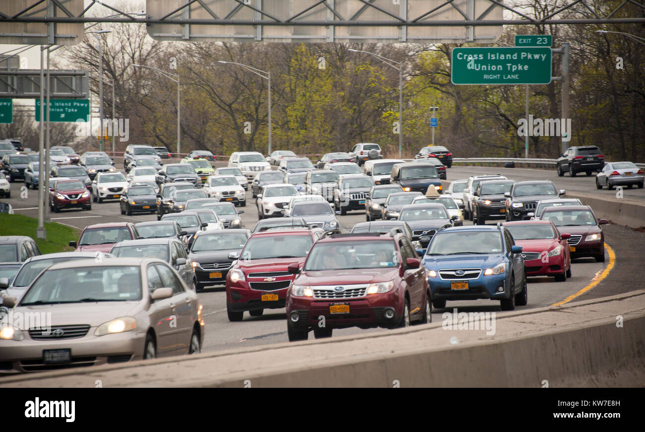 Rush hour traffic on the east bound side of Grand Central Parkway in