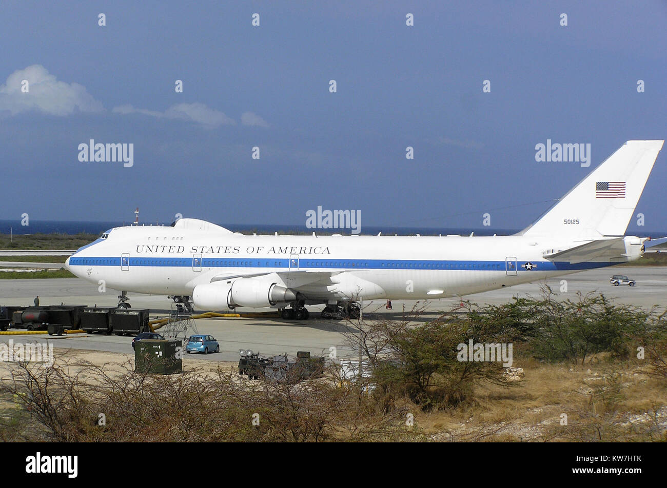 Curacao 18/04/2009: American Vice-Presidential Jet, Air Force Two, a Boeing 747 E-4B, 75-0125 / 50125, US Air Force, on the tarmac at Curacao Airport  Stock Photo