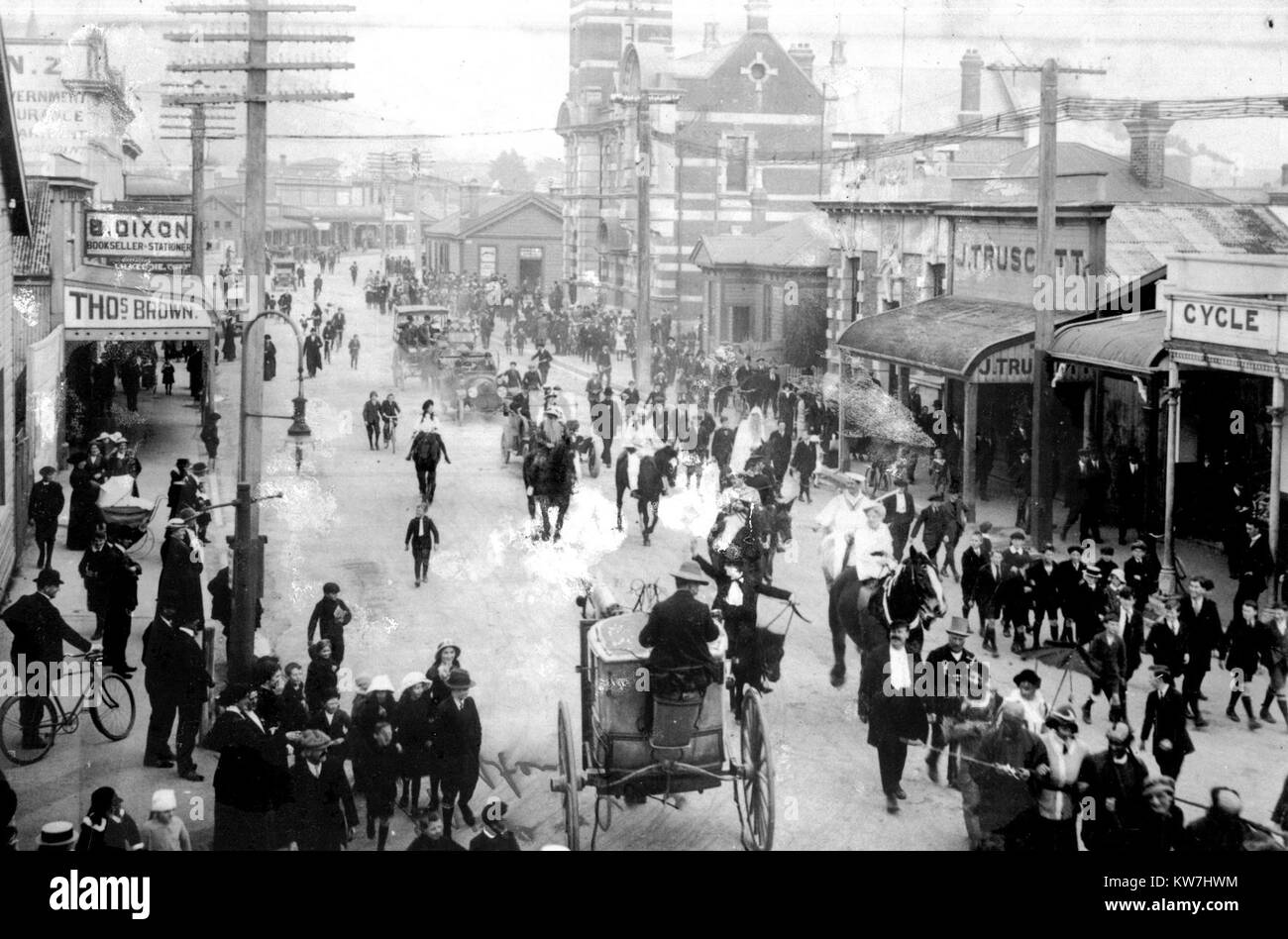 Street scene, Greymouth, Westland, New Zealand, on Armistice Day, 11-11-1918 Stock Photo