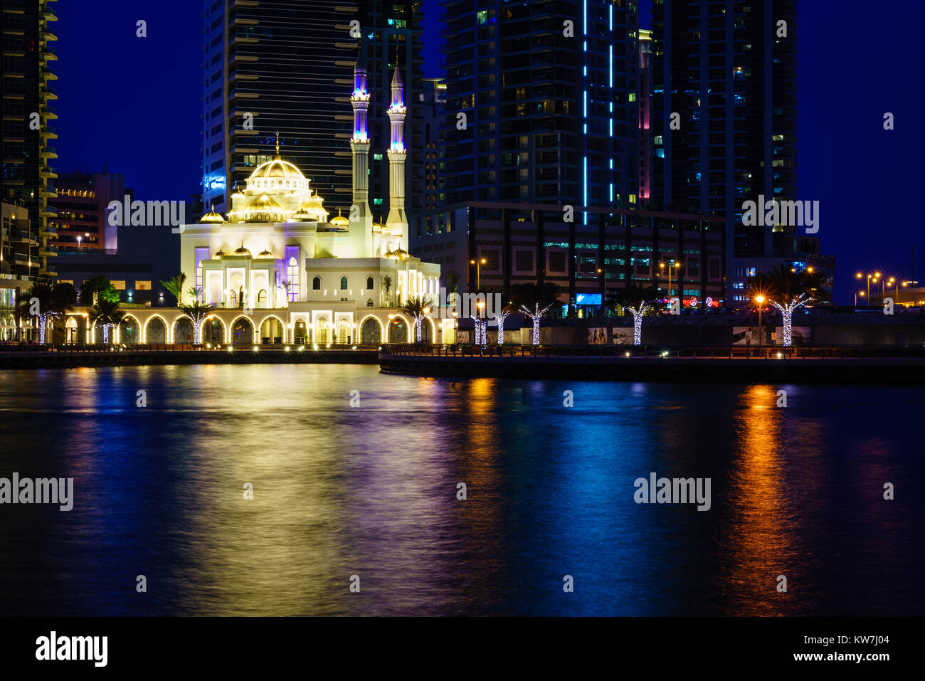 Mohammed Bin Ahmed Almulla Mosque in Dubai Marina at night Stock Photo