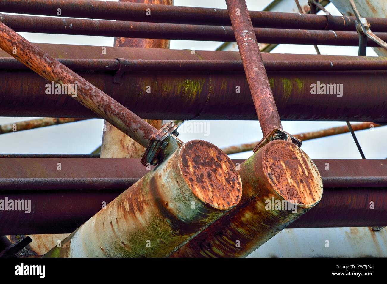 Disused steel structure in poor condition and much rust Stock Photo - Alamy
