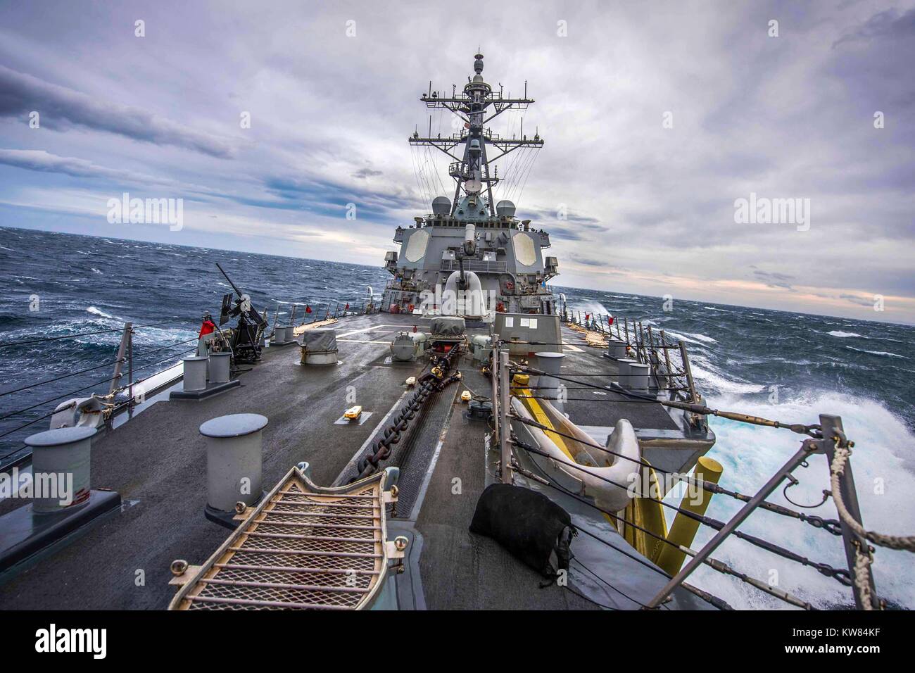 The Arleigh Burke-class guided-missile destroyer USS Carney (DDG 64) transits the Mediterranean Stock Photo