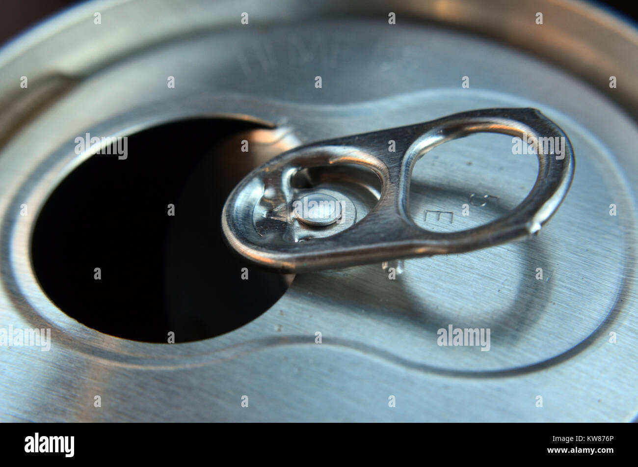 Close up of the top of an open soda can Stock Photo Alamy
