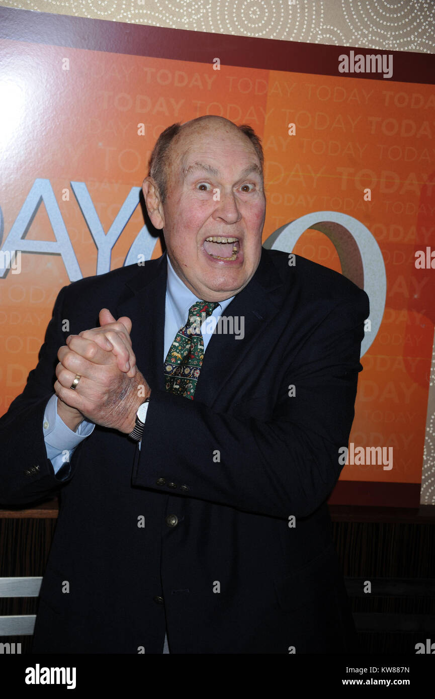 Willard scott hi-res stock photography and images - Alamy