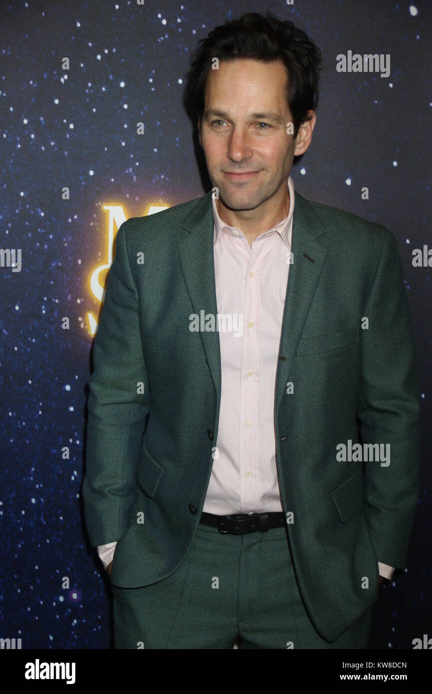 The opening night red carpet for Steve Martin's new play 'Meteor Shower