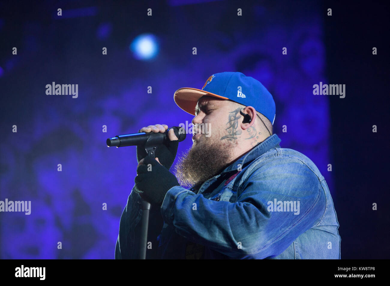 Edinburgh Rag Edinburgh, UK. 31st Dec, 2017. Rag'n'Bone Man on stage in Princess ...